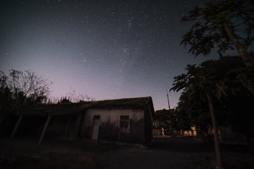 月光下的星空