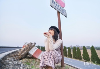 001