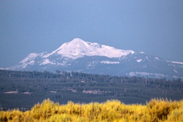 715047