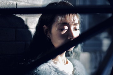 001