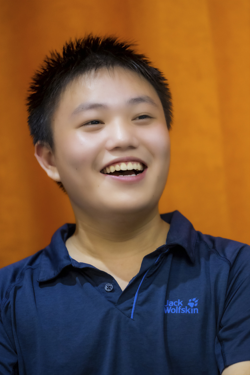 抓拍夏日别墅轰趴时孩子们纵情大笑肆无忌惮发自内心的开怀大笑你有