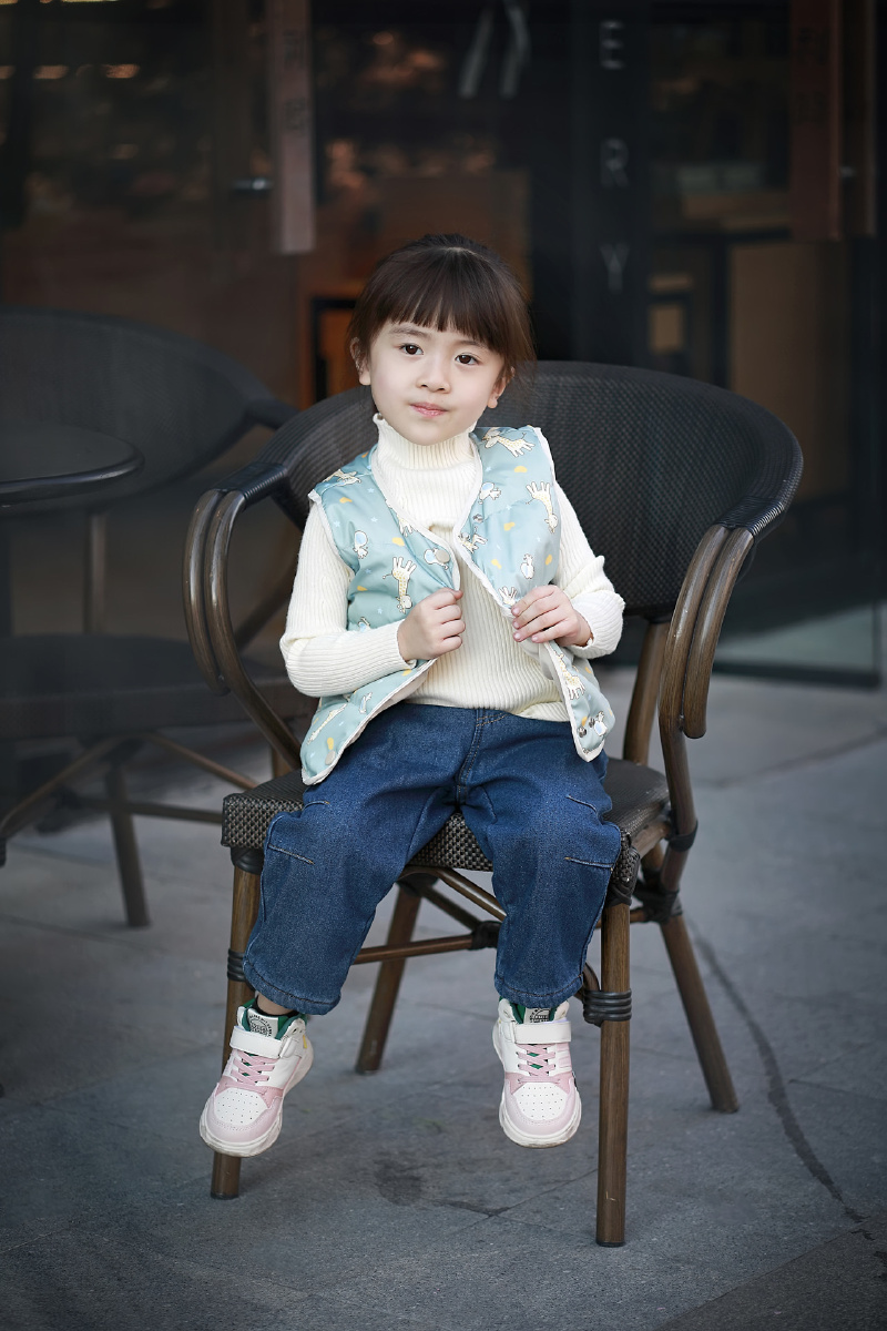 儿童街拍写真森系学院风复古文艺小清新可爱学生胶片港风人像美女写真