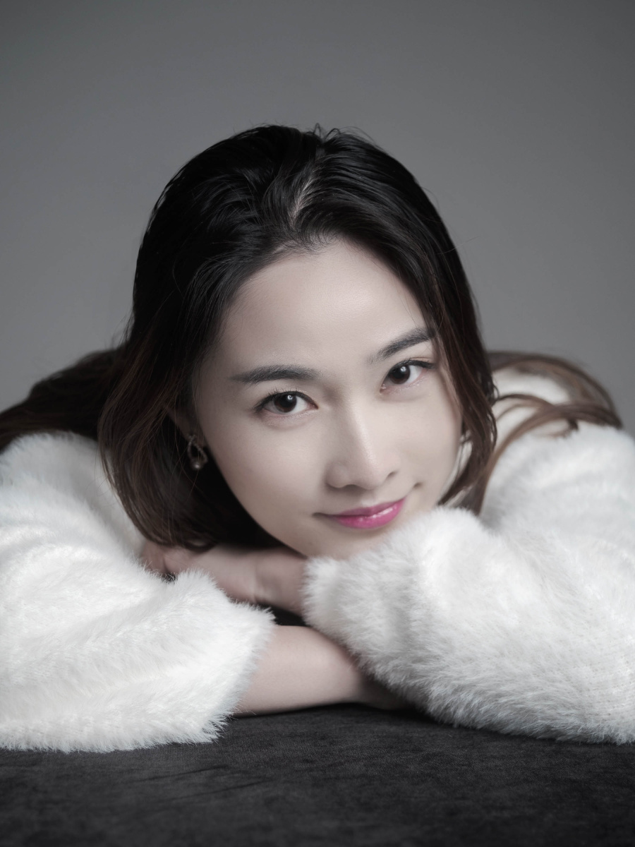 不怕死的小姐姐