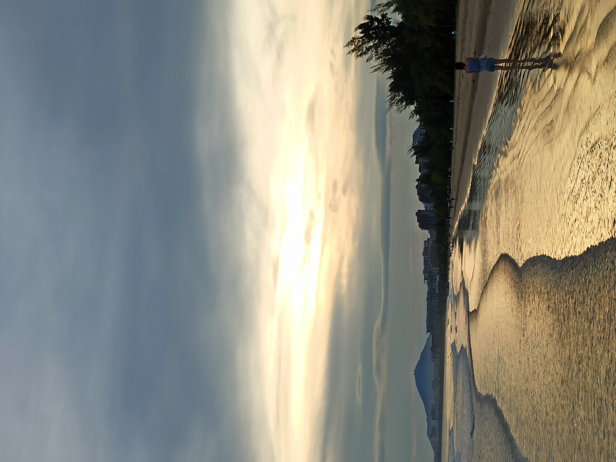 椰梦长廊的夕阳还是很美的