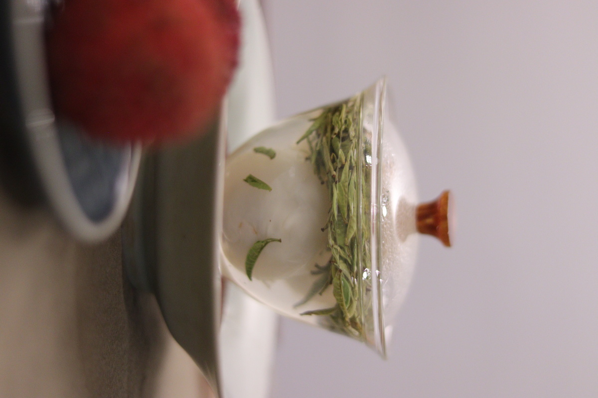 荔枝泡茶,迎接夏天.