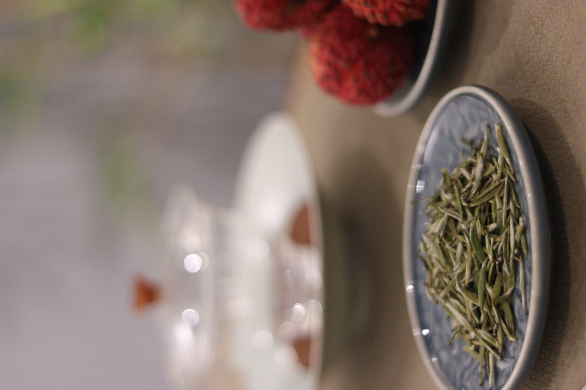 荔枝泡茶,迎接夏天.