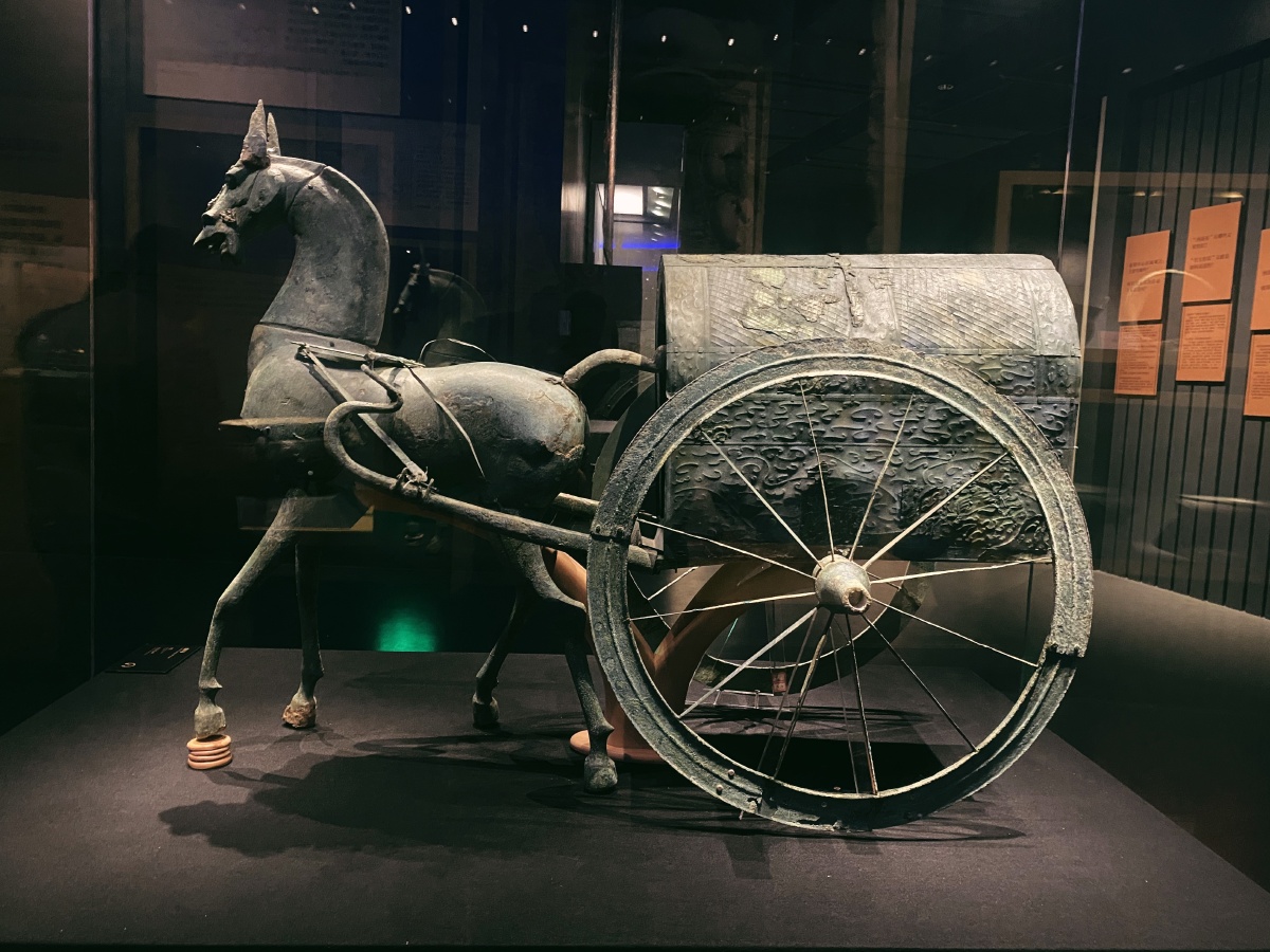贵州省博物馆里的汉代铜马车……令人着迷 - 指尖来回 - 图虫