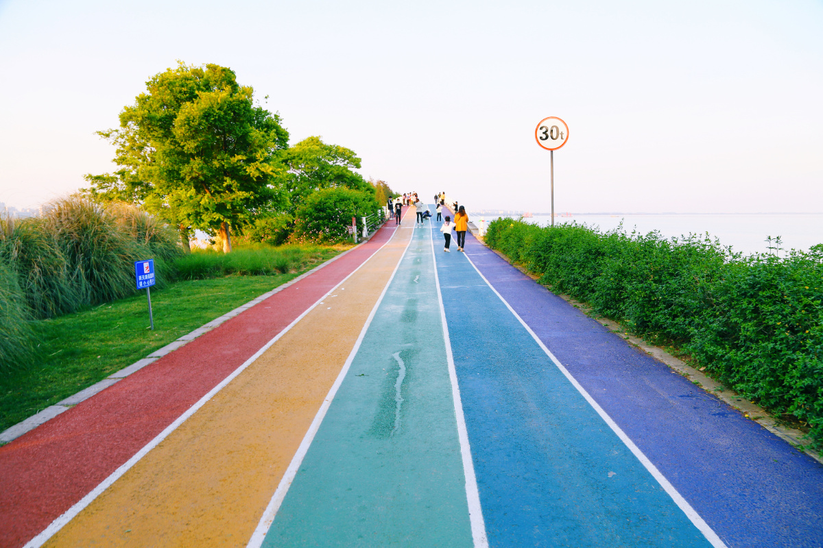 无锡彩虹跑道#日落 - 高多多767