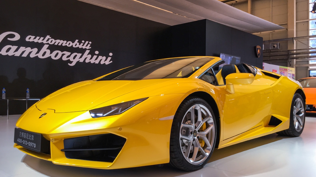 兰博基尼 huracan 小牛