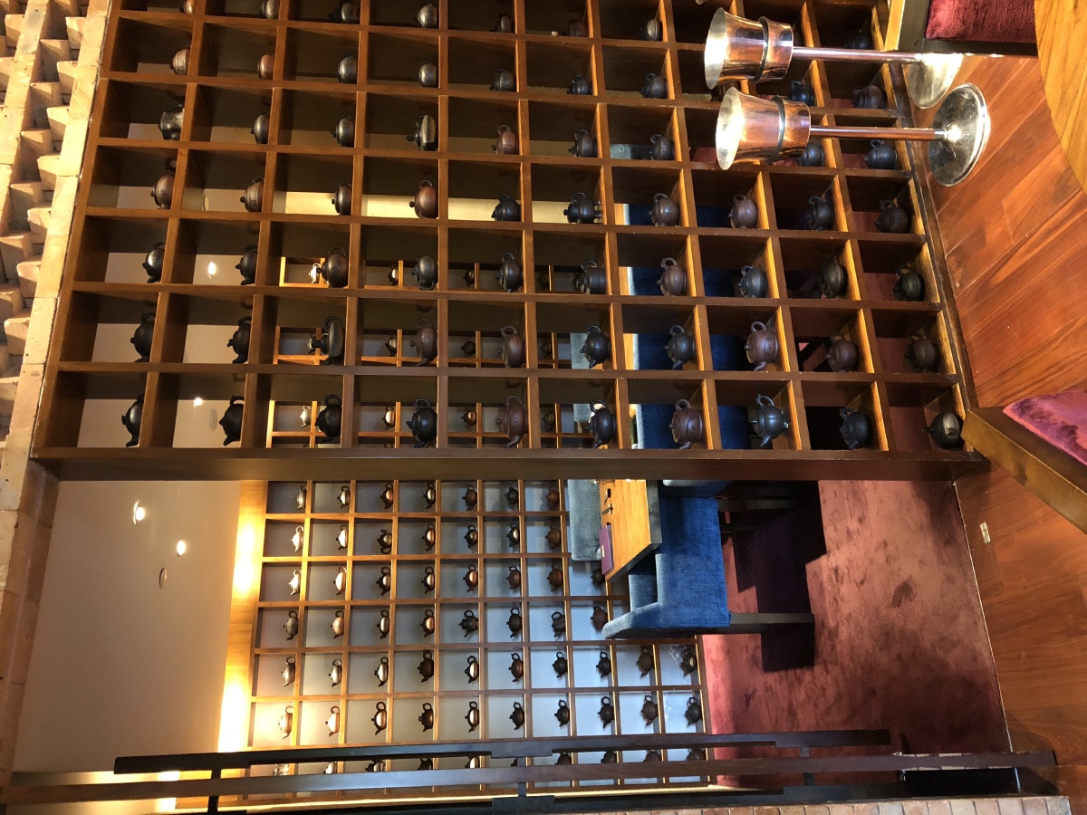 深圳万象城君悦酒店的底商餐厅布置由于位置优越又捆绑了万象城的君悦