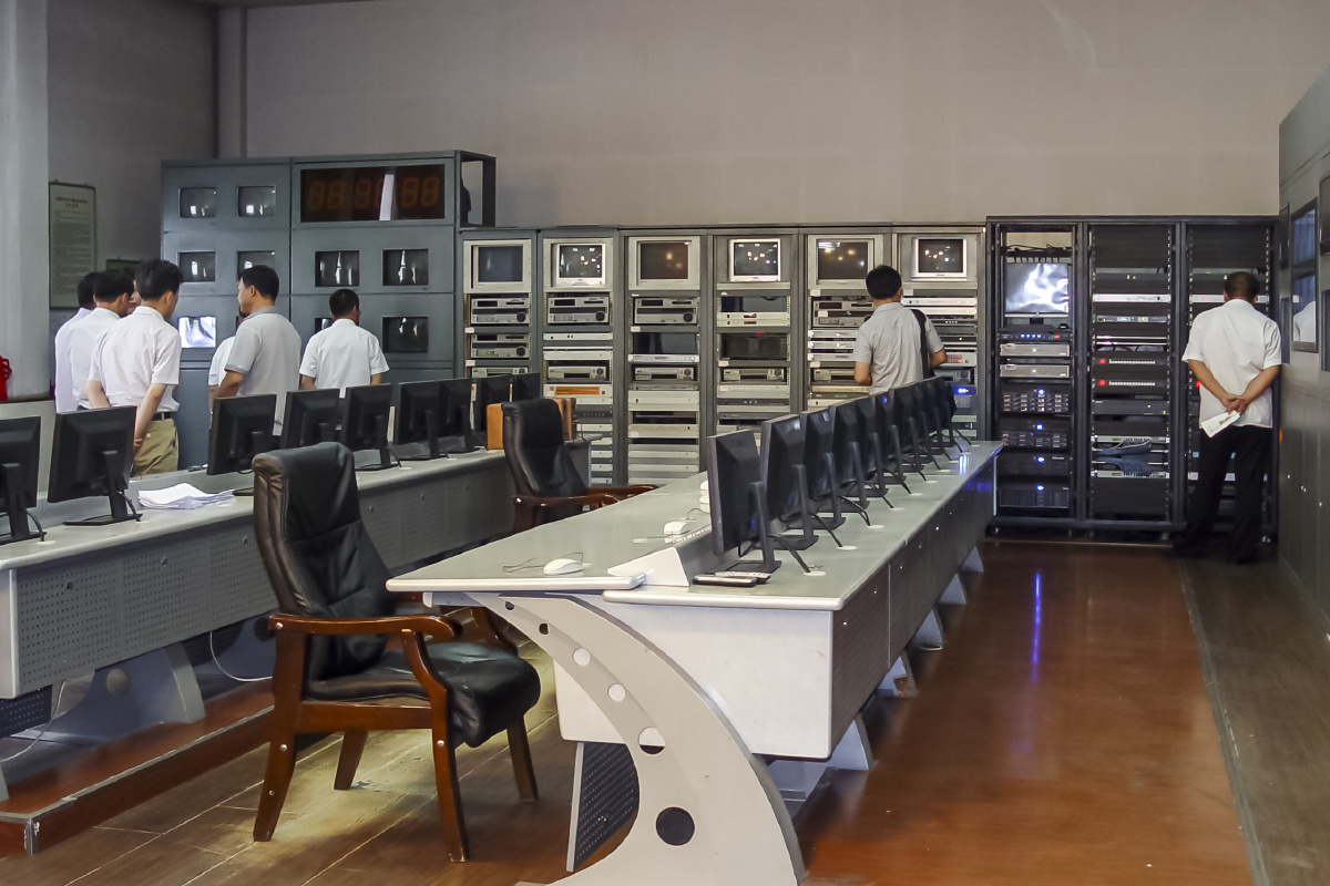 参观电视台播出机房