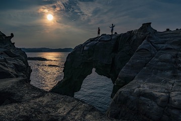 1708737