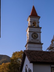 2DB3CDE2-EF02-46D4-89E8-0C342E0EBA5B/L0/001