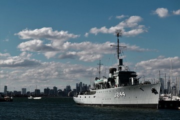 2775406