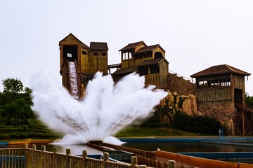 22011