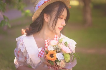 001