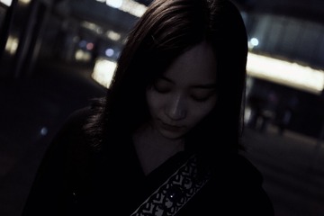 001