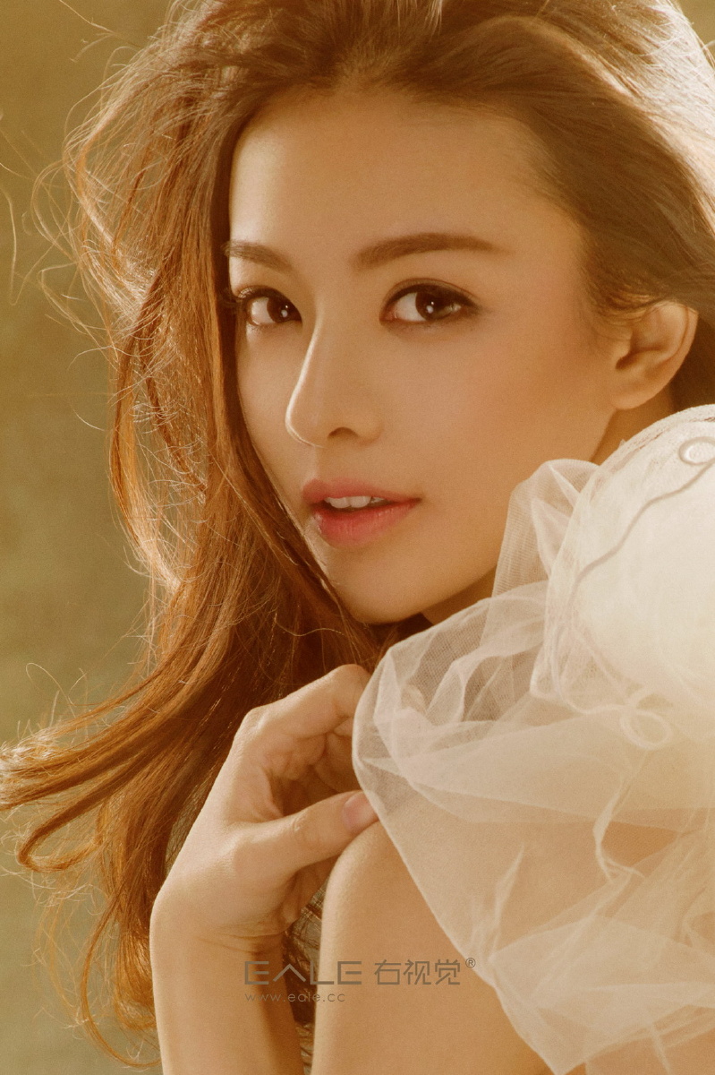 右视觉摄影如夏光年摄影eale老秘右视觉化妆阿勇模特曾晓夏灯光辉哥右