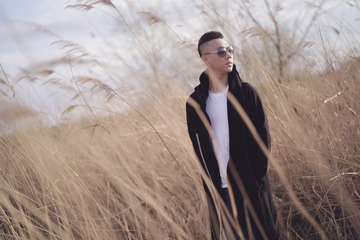 001