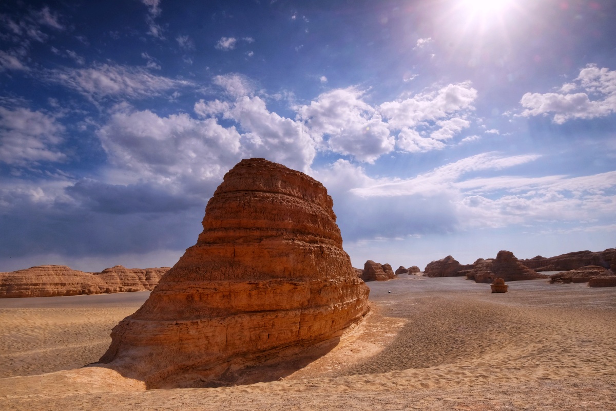 甘肃丹雅魔鬼城 - 糖六七