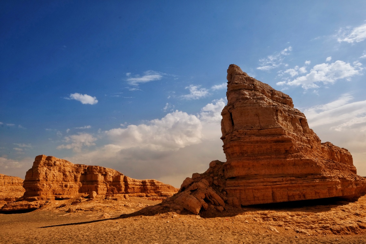 甘肃丹雅魔鬼城 - 糖六七