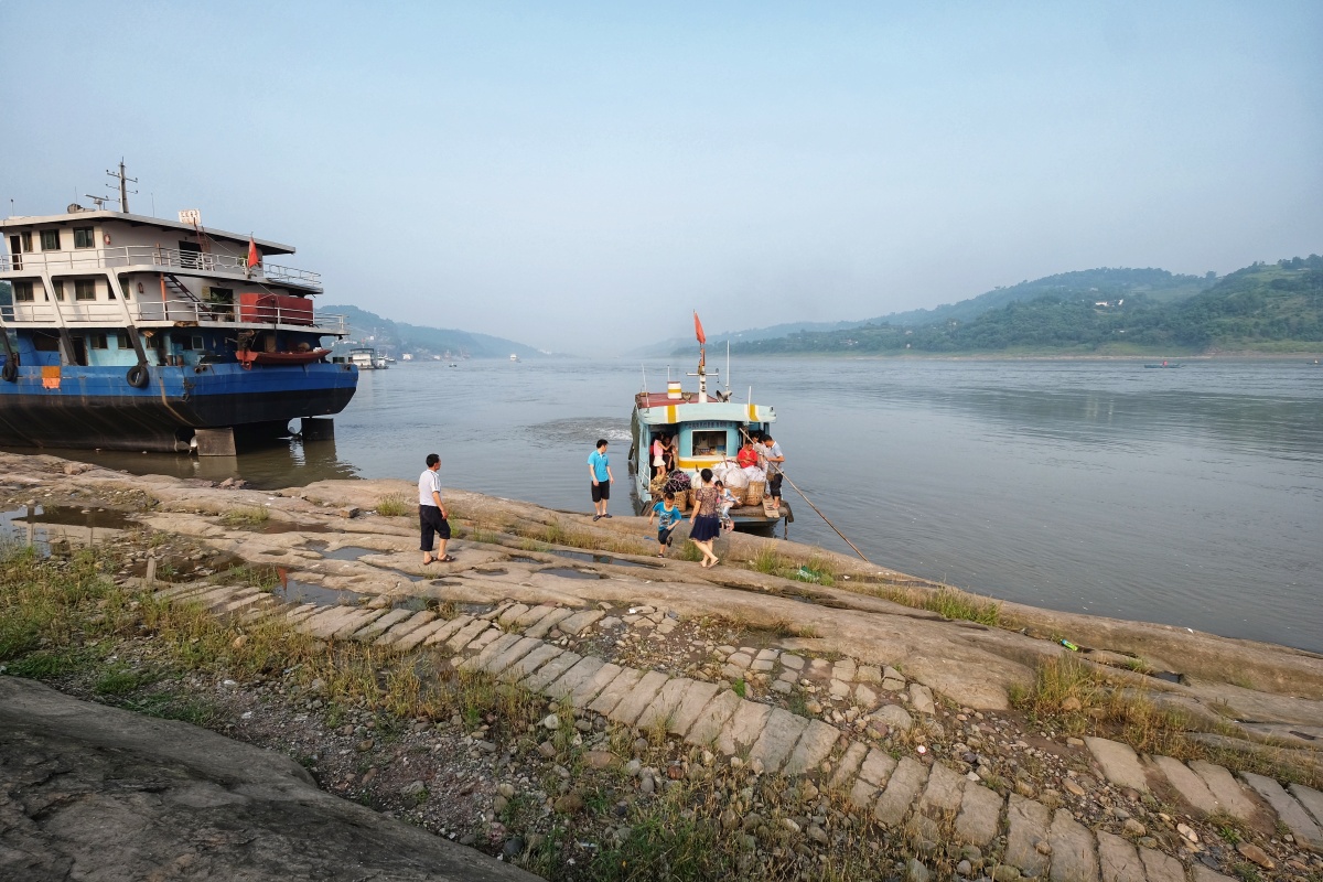 重庆松溉古镇长江边老渡口