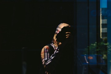 001