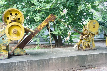 163095