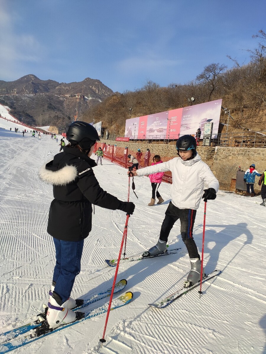 国内哪里能滑雪