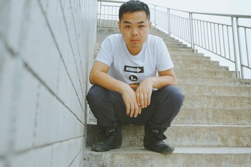 001