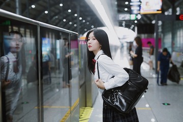 001