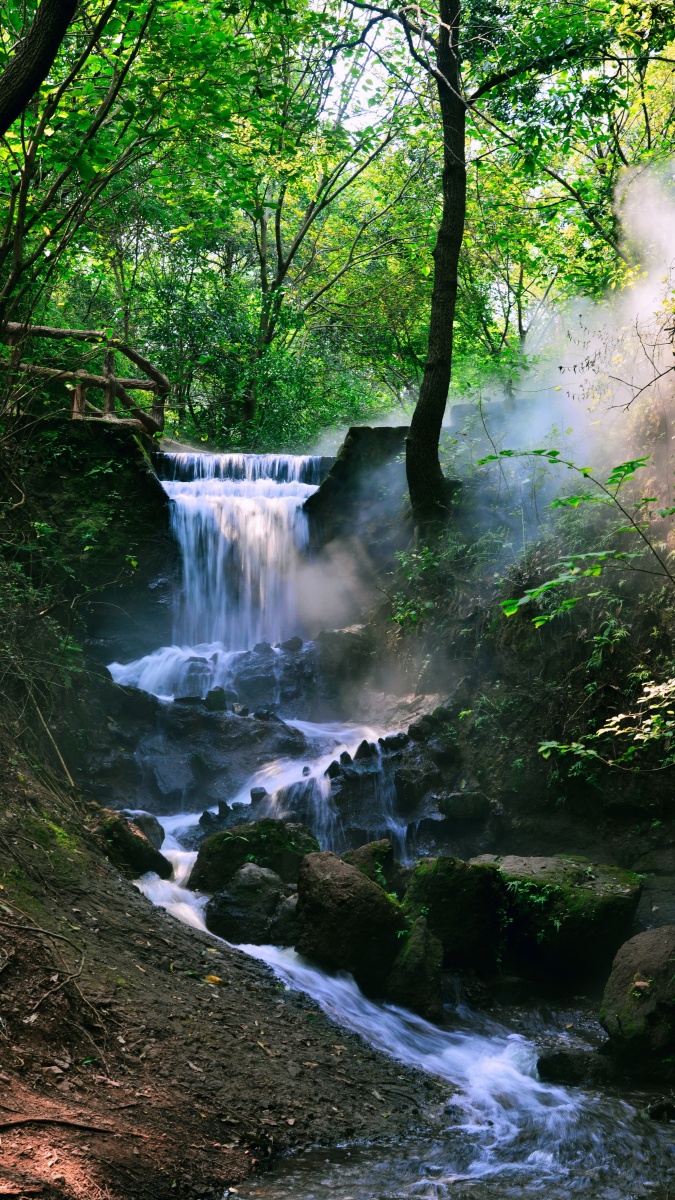 马陵山小龙沟和钟吾公园后面的山峰后期换的背景