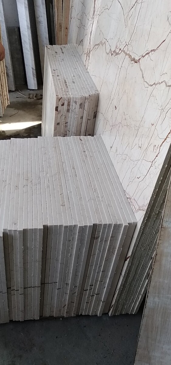 建材池膏片的贴发