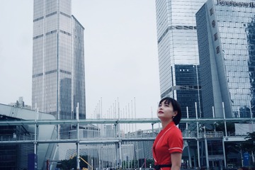 001