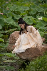 D8BB0F8C-8B33-45BD-B785-E0409420183B/L0/001