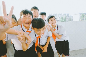 001