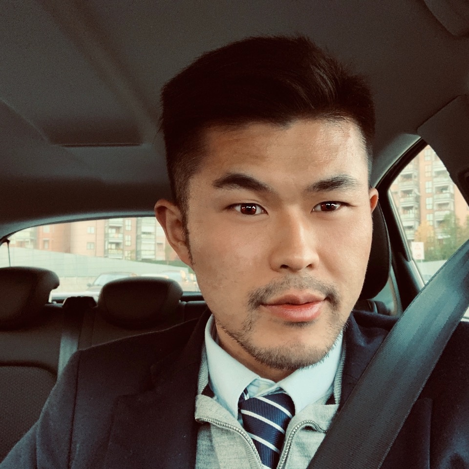 去上班开车还要自拍,两张有区别吗?