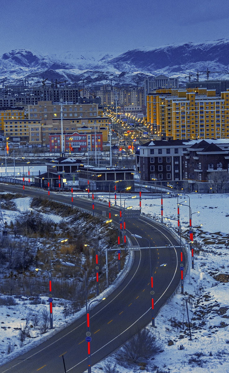 阿勒泰市城南夜景冬季
