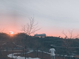 001
