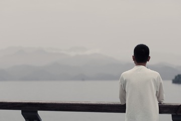 001