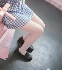 8860