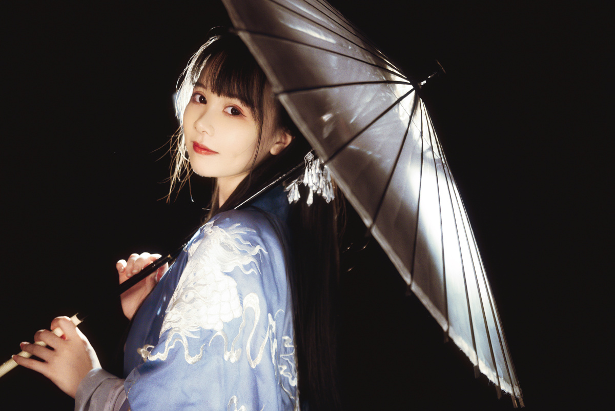 客汉服神明少女