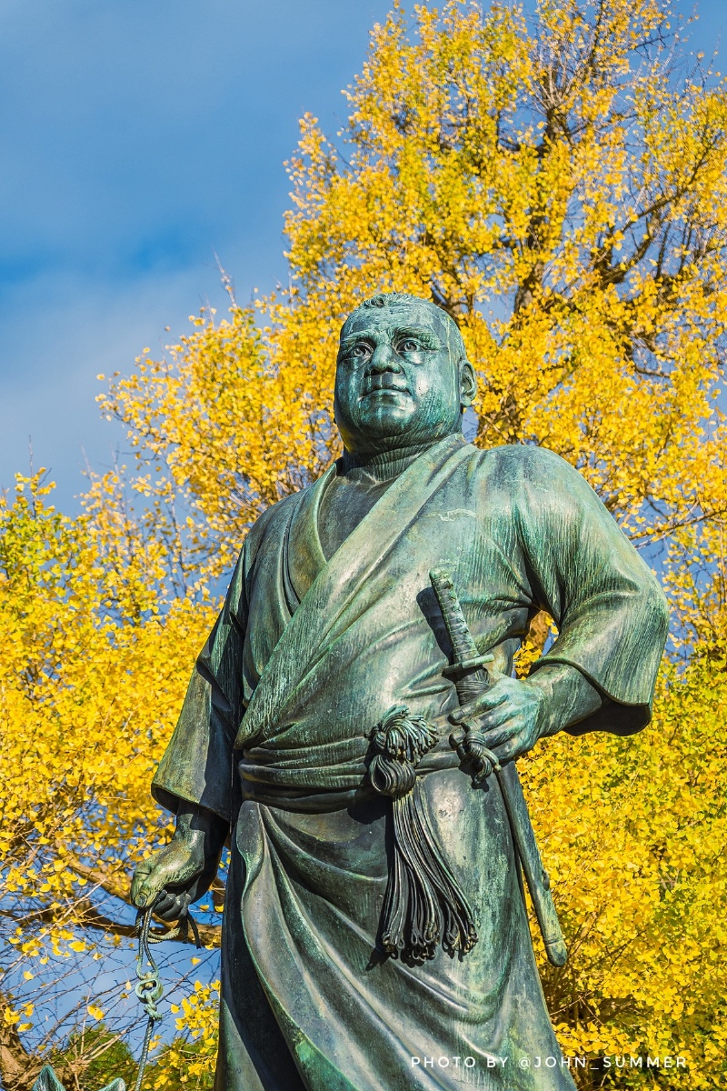 22摄于东京上野公园) 日本幕府末期,西乡隆盛主导了"江户不流血开城"