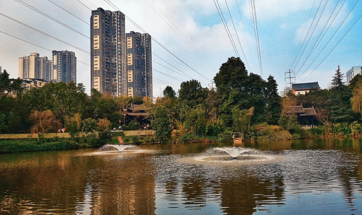 重庆美丽的巴国城公园