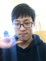 437885