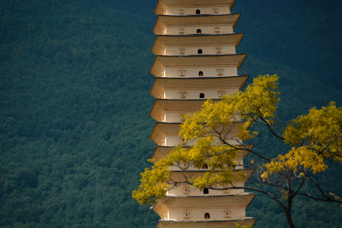 崇圣寺三塔之千寻塔 - 西关四少 - 图虫