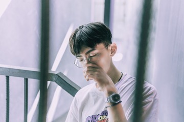 001