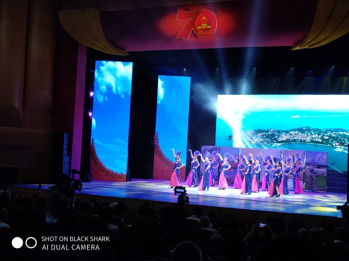 舞蹈南泥湾视频,大型革命歌剧南泥湾在延安首演