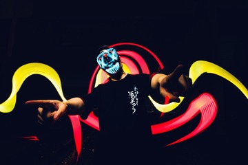 001