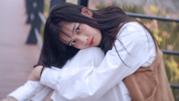160881